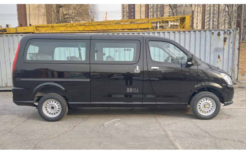 蒙派克G5黑色十座黃牌客車(chē)
